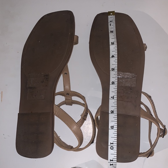 Female flat sandals size 10,5 - Picture 3 of 3